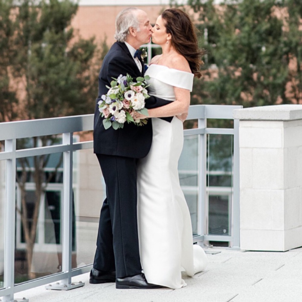 Meet Your Posher, Leigh!